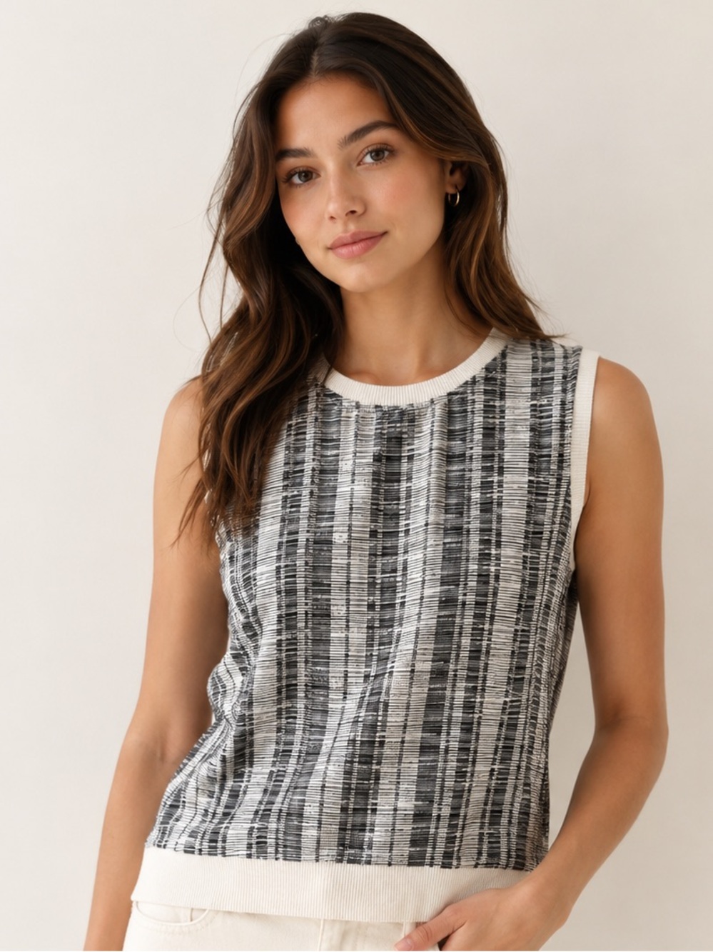 Belle Vere Sleeveless Knit Top Small Black White Textured Tank